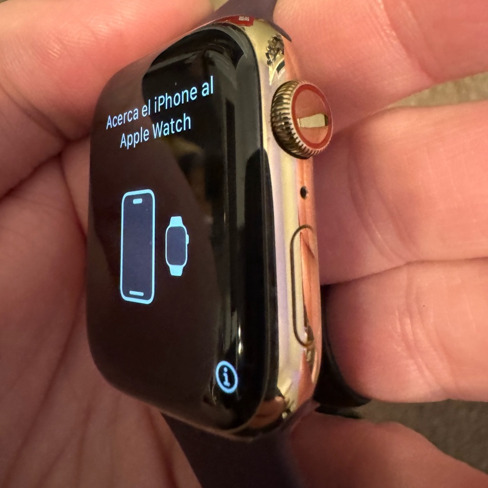 Apple Watch 7 Gold 45MM barely used no scratches